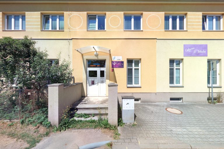 Nejlepší Zdravotní středisko blízko mě en Tlučná